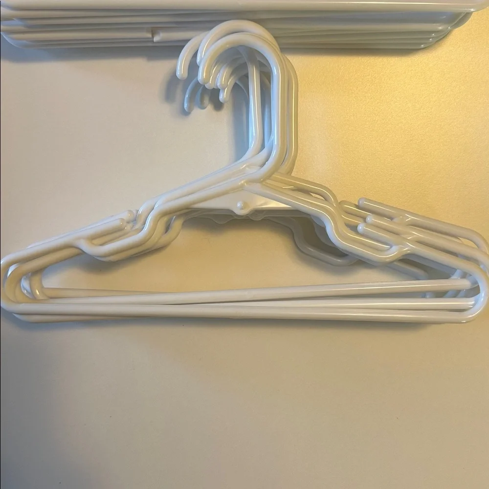 30 LIKE NEW Heavyweight White 12” Hangers